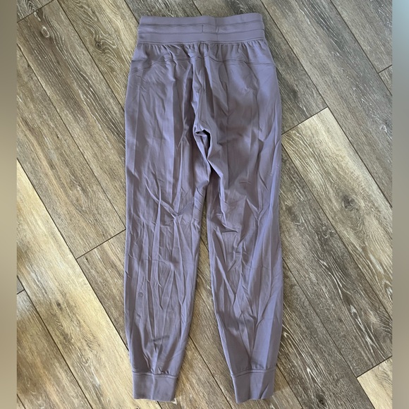 Lululemon Ready to Rulu High Rise Jogger Pants Dusky Lavender Size 4 - Picture 7 of 10